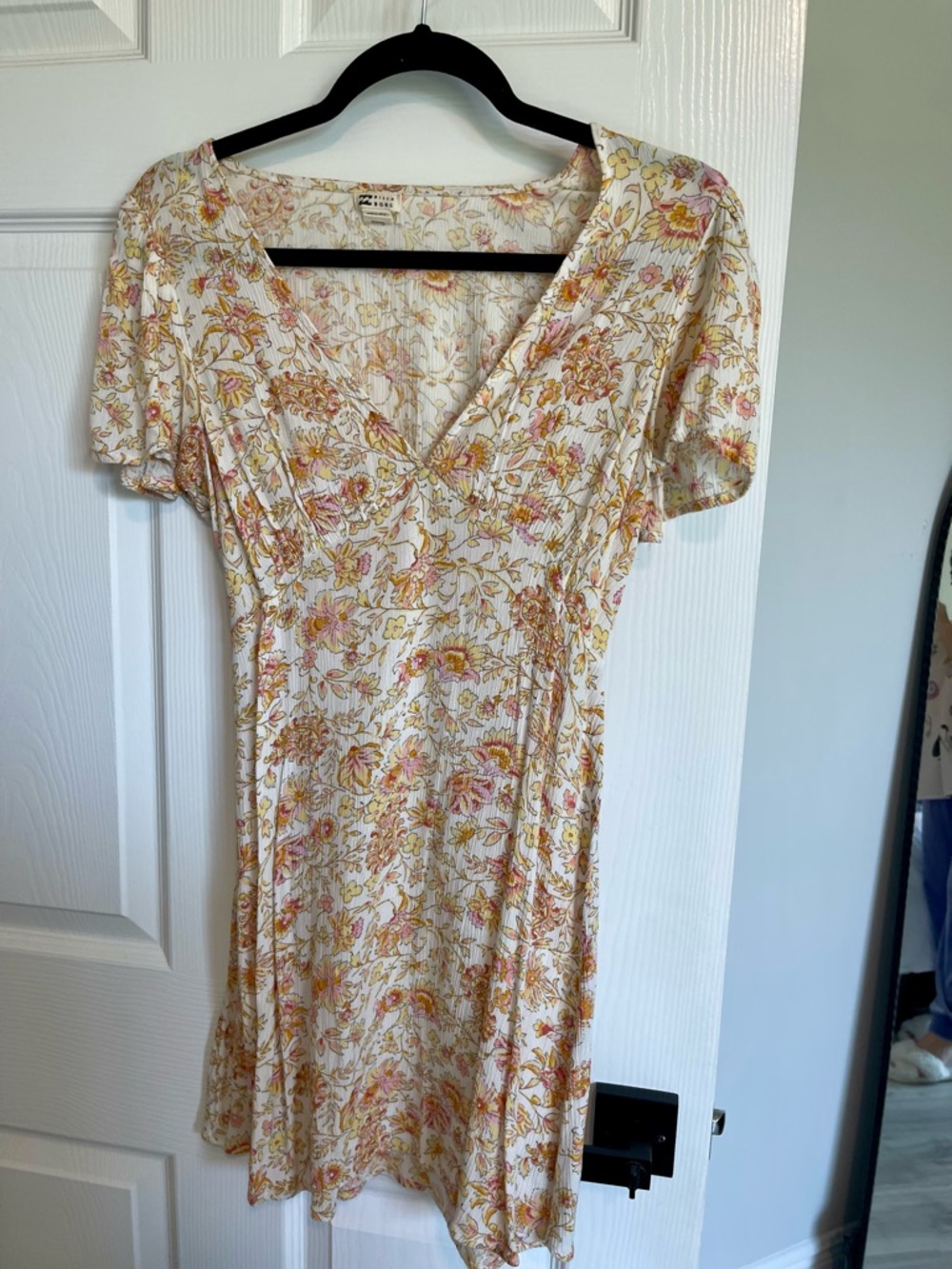 Billabong Cream Floral V-Neck Mini Dress with Pink and Gold Accents